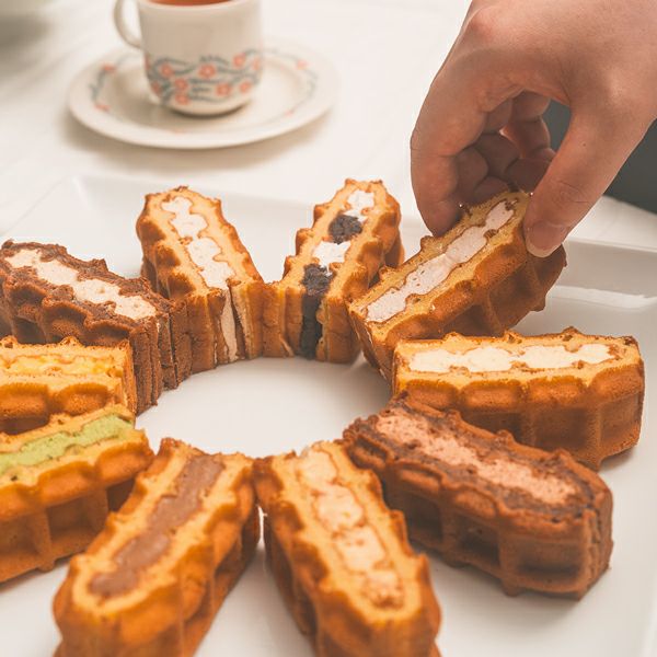 ワッフルケーキ ワッフルケーキ18個 ギフトセット | 商品詳細 | 高島屋オンラインストア